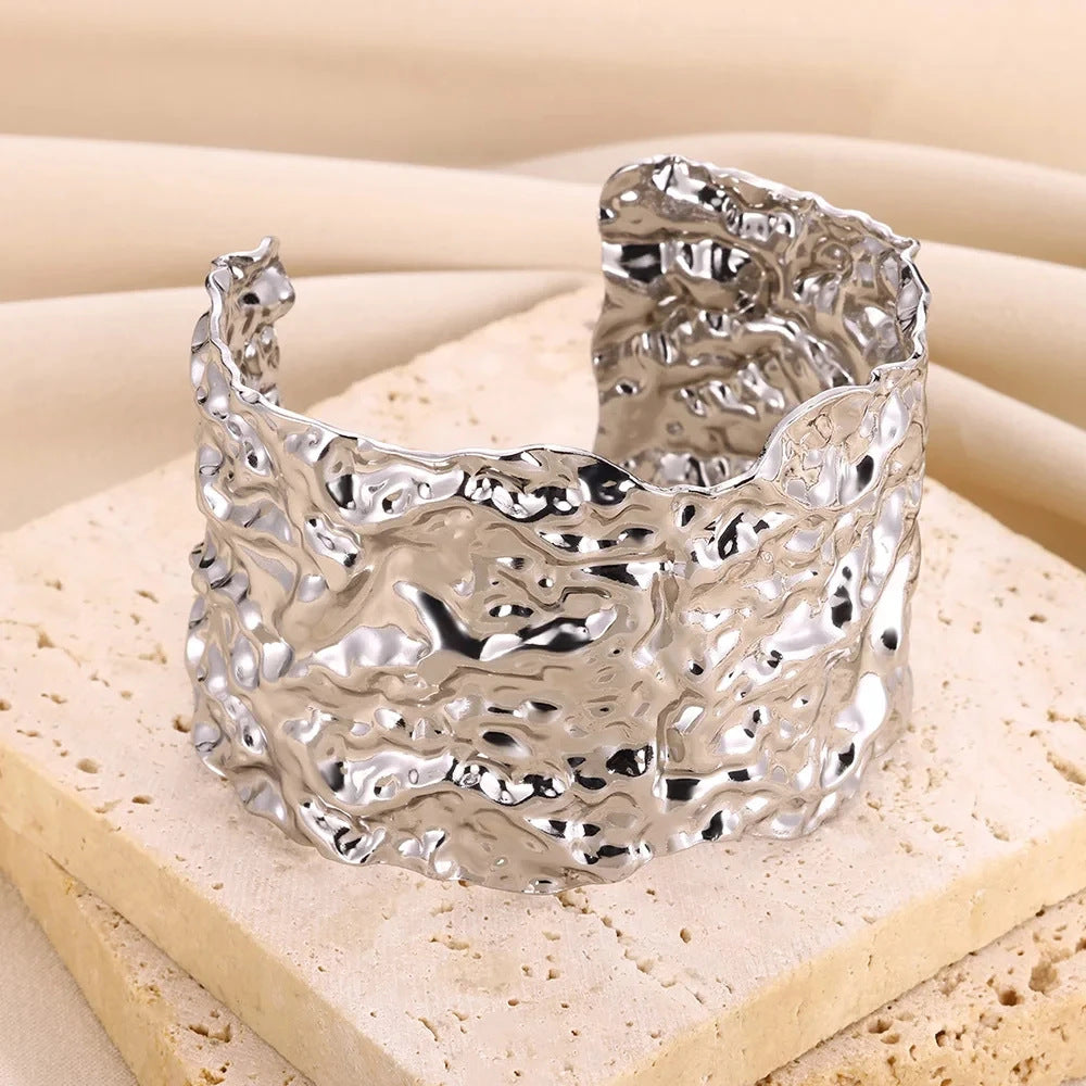 The Janet Cuff